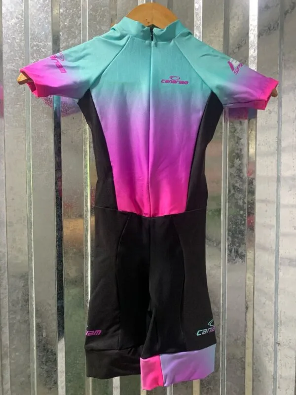 Imagen de WhatsApp 2025-03-21 a las 15.13.14_07920744 Uniforme Canariam Talla 6-10